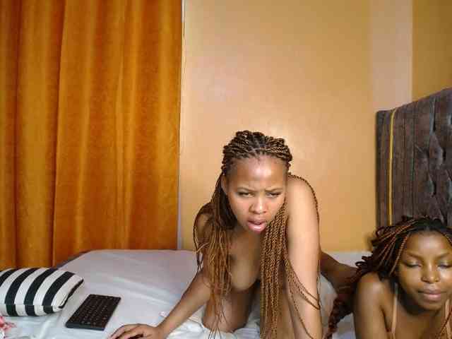 SexxyElsie webcam