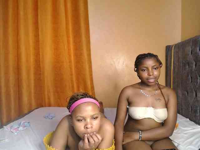 SexxyElsie webcam