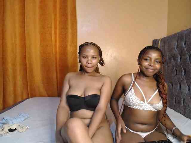 SexxyElsie Live Webcam on BongaCams