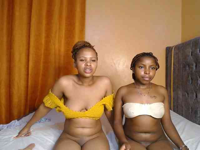 SexxyElsie webcam