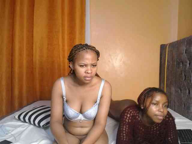 SexxyElsie webcam