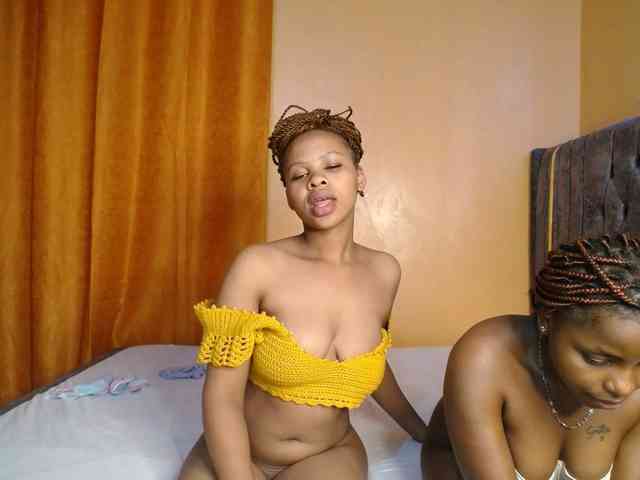 SexxyElsie webcam