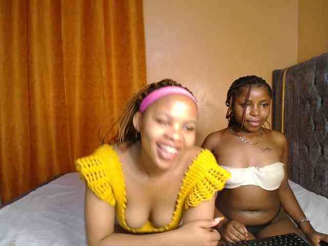SexxyElsie webcam
