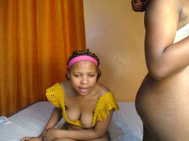 SexxyElsie webcam