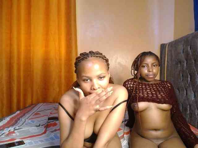 SexxyElsie webcam