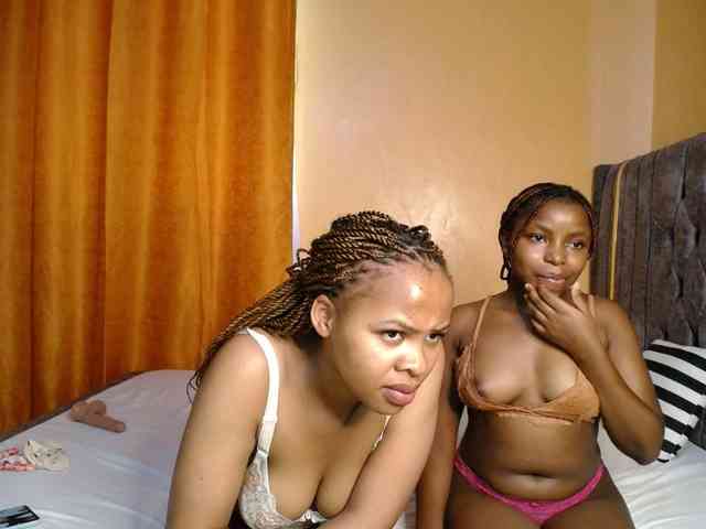 SexxyElsie webcam