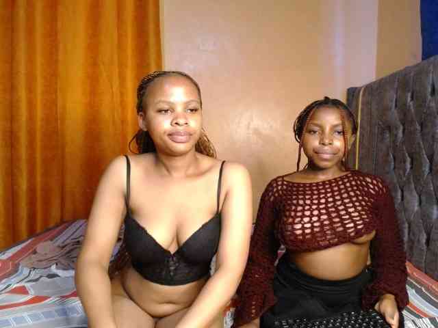 online nude chat room SexxyElsie