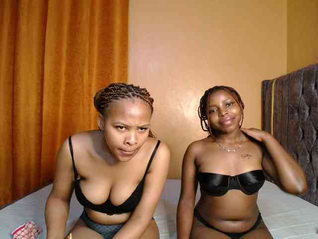 SexxyElsie webcam