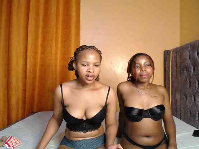 SexxyElsie webcam