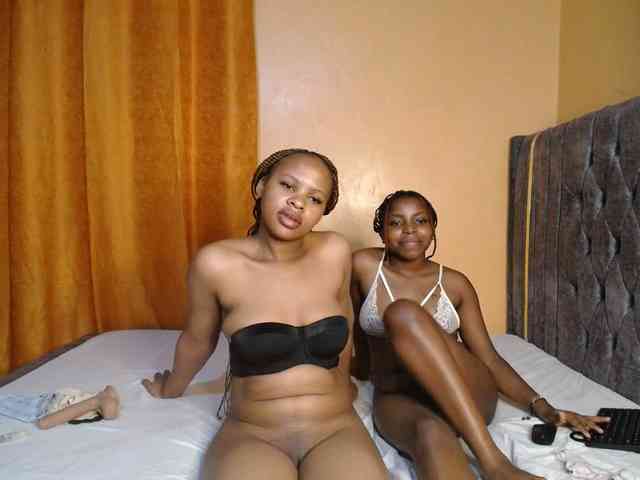 SexxyElsie Live Webcam on BongaCams