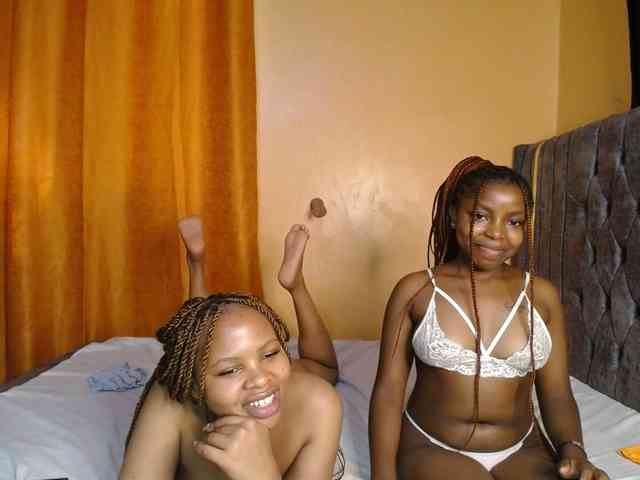 SexxyElsie webcam