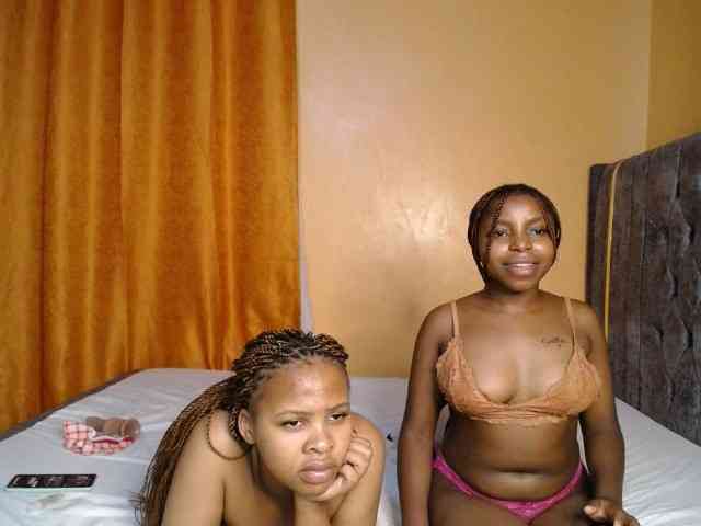 SexxyElsie webcam