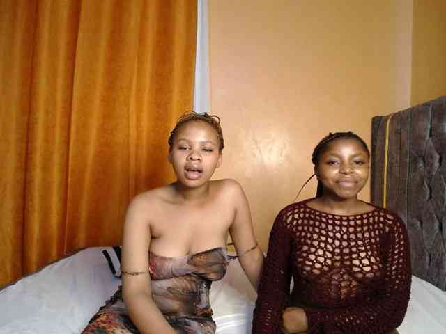 SexxyElsie webcam