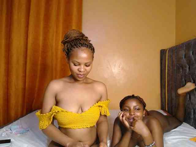 SexxyElsie webcam