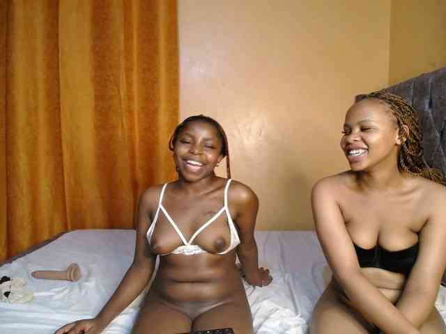 SexxyElsie Live Webcam on BongaCams