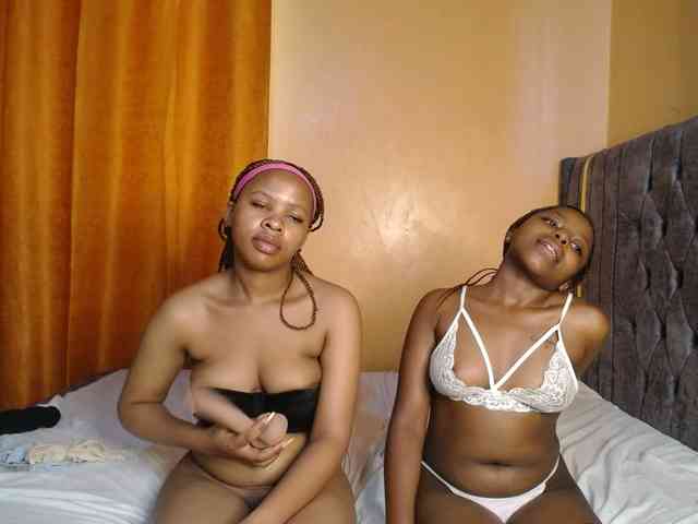 SexxyElsie webcam