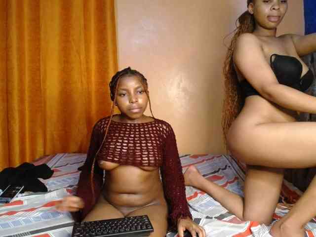 SexxyElsie webcam