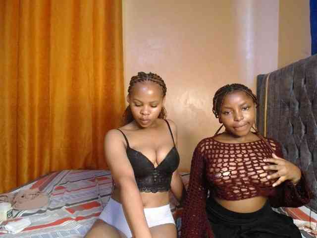 SexxyElsie webcam