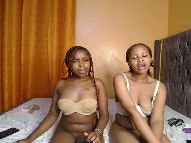 SexxyElsie webcam