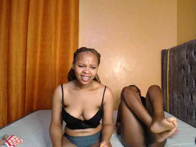 SexxyElsie webcam
