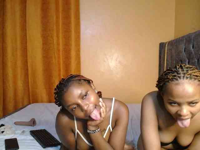 SexxyElsie webcam