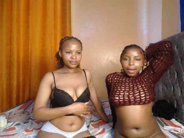 live chat room SexxyElsie