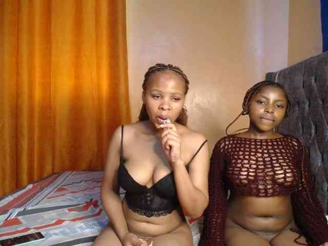 SexxyElsie webcam