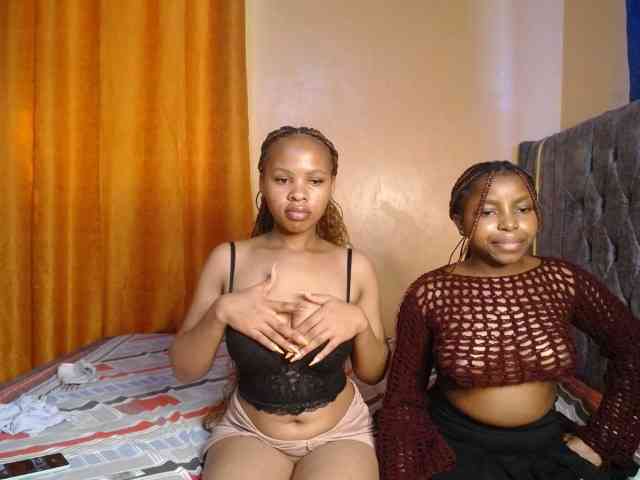SexxyElsie webcam