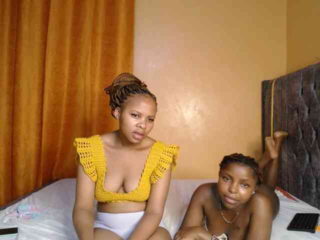 SexxyElsie webcam