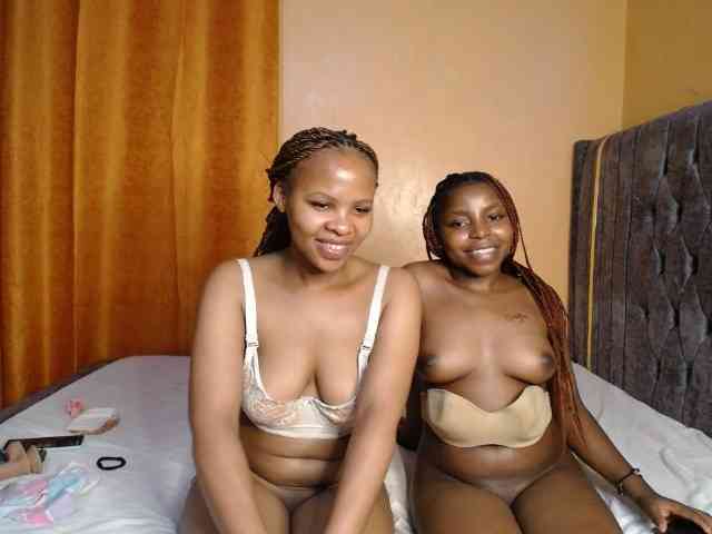 SexxyElsie webcam