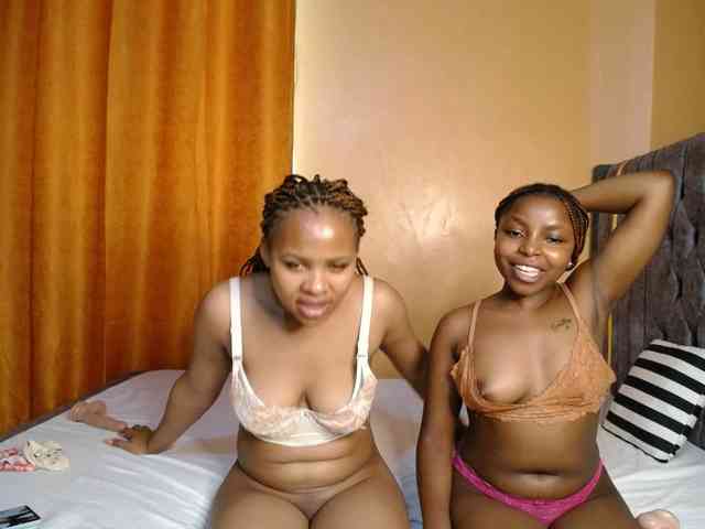 SexxyElsie webcam