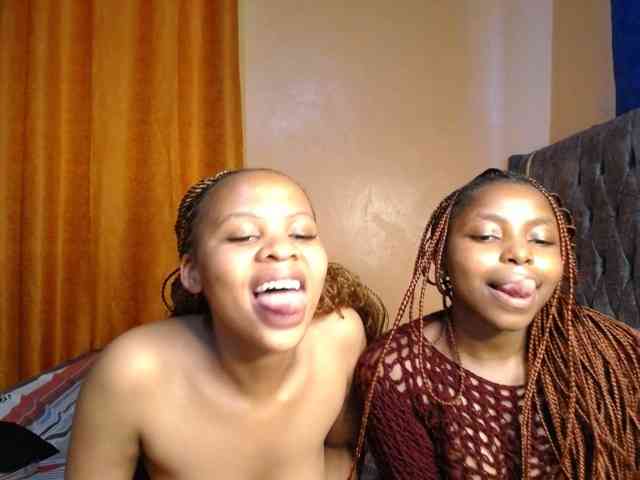 SexxyElsie webcam