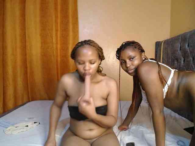 SexxyElsie Live Webcam on BongaCams