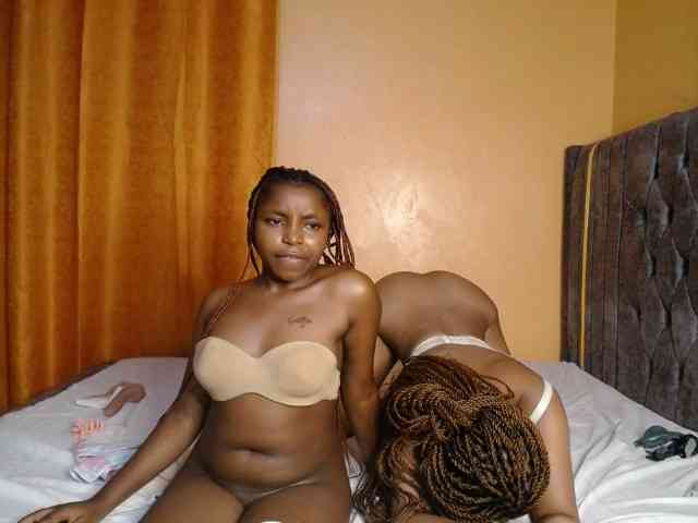 SexxyElsie webcam
