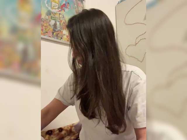 Esmiralda's BongaCams show and profile