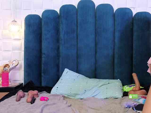 TrixieSeductress webcam