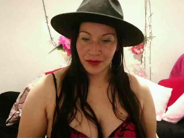 virginiahot-1 webcam