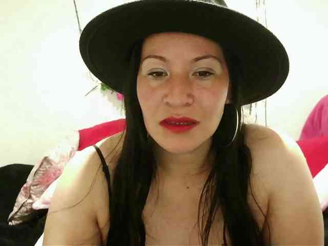 virginiahot-1 webcam
