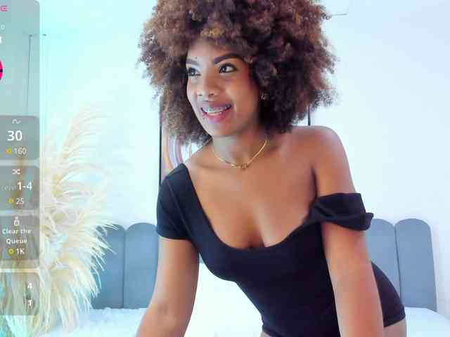 adaezee webcam