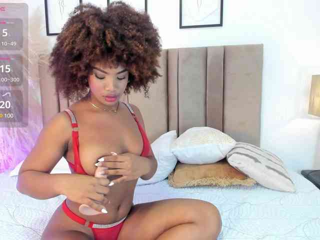 adaezee webcam