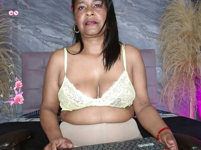 mya-blaze's BongaCams show and profile