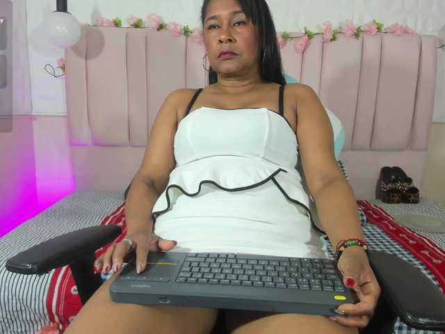 mya-blaze's BongaCams show and profile