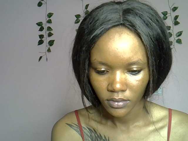 Sexyroses's BongaCams show and profile