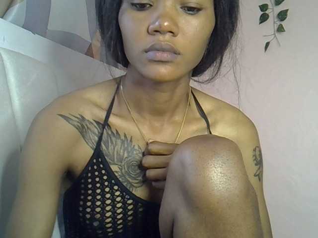 Sexyroses's BongaCams show and profile