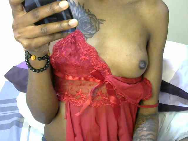 Sexyroses webcam