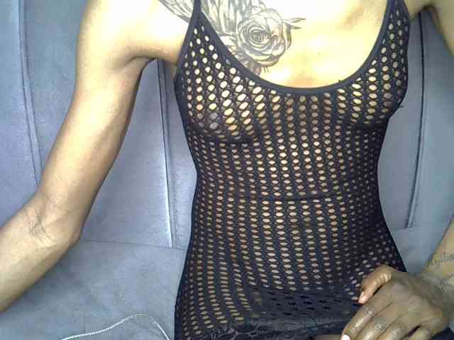 Sexyroses's webcam live show