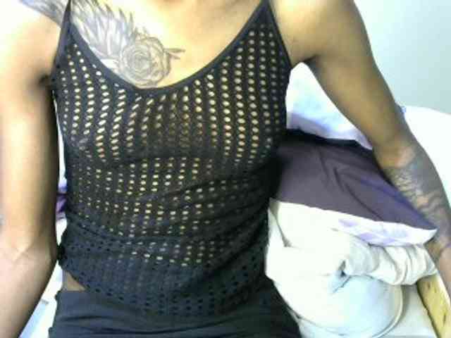 Sexyroses webcam