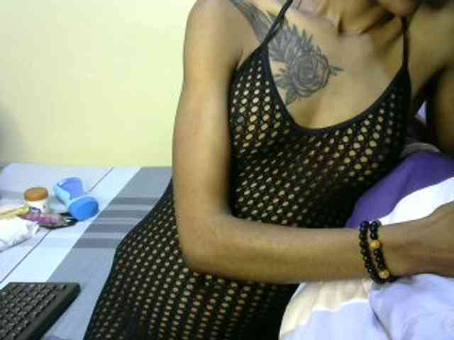 Sexyroses webcam