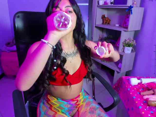 ViolettaRousse webcam