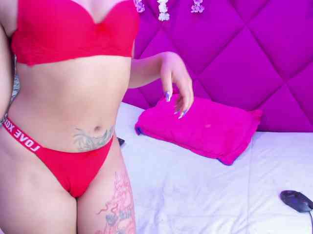 ViolettaRousse webcam